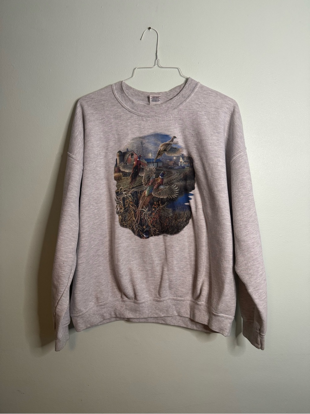 Vintage Crewneck with Wildlife Graphic (XL)